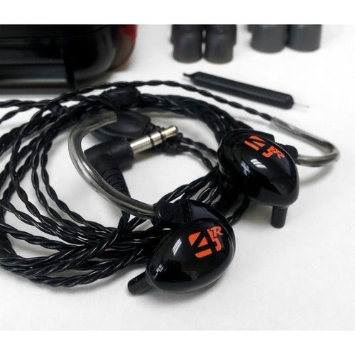 Westone W4R Earphones with Tips
