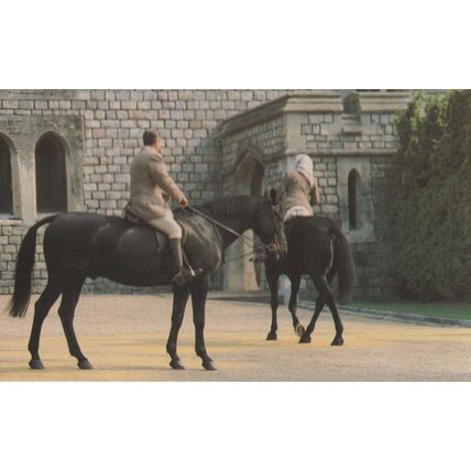 American President Reagan Fencing Sports With Queen Elizabeth Royal Postcard