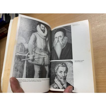 1976 "SIR FRANCIS DRAKE" BIOGRAPHY GEORGE MALCOLM THOMSON PAPERBACK BOOK (P3)