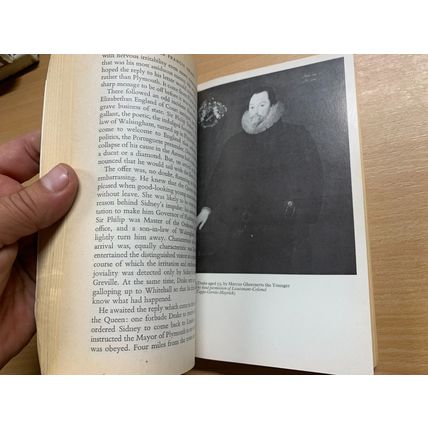 1976 "SIR FRANCIS DRAKE" BIOGRAPHY GEORGE MALCOLM THOMSON PAPERBACK BOOK (P3)