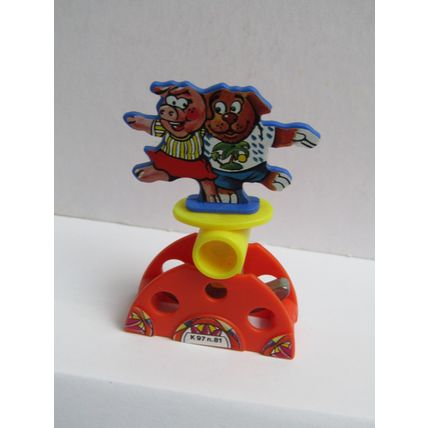 Kinder Surprise Toy 1997 K97 n81 Pig & Dog on Balancer