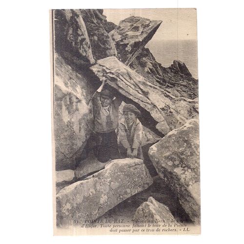 POINTE DU RAZ, FRANCE unused antique postcard 2 YOUNG LADS