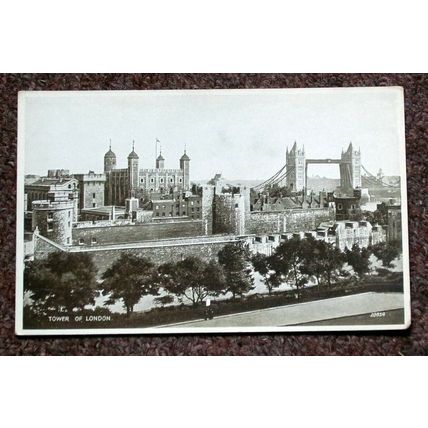 TOWER OF LONDON<>VALENTINE'S POSTCARD<>1894