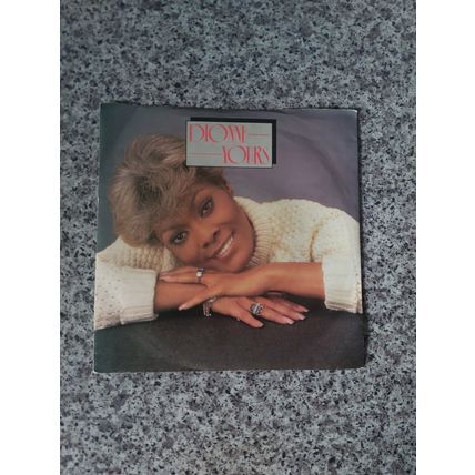 Dionne Warwick – Yours (ARIST518) 1982 (7" Single)