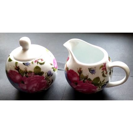 Vintage (1990's) Regal Spencer Fine China Pink Floral Milk Jug & Sugar Bowl Set.
