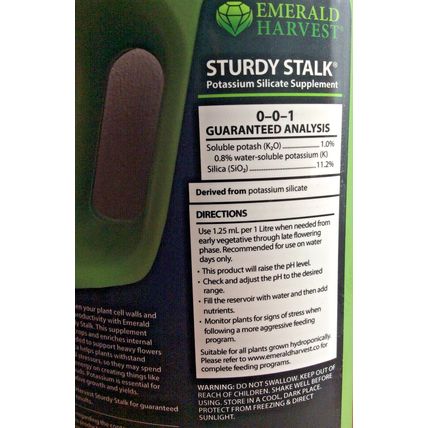 Emerald Harvest Job Lot of 8 Bottles Of 950ml Grower Plant Nutrient fertilizers