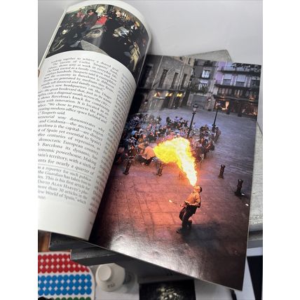National Geographic Magazine December 1998 Petra City - Vintage Collectable