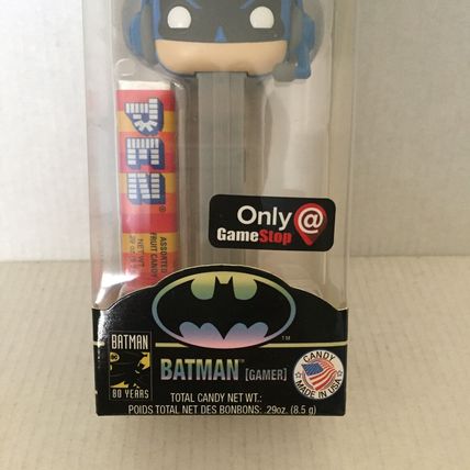 NEW DC Batman Gamer Funko Pop + Pez Candy Dispenser