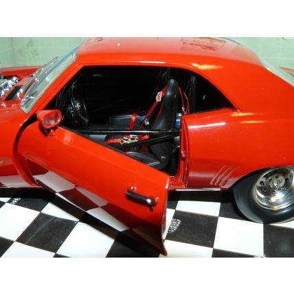 1/18 ( WR 112 ) 1968 Chevrolet Camaro Z/28 - Drag Outlaws
