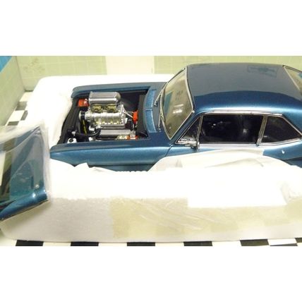 1/18 ( IB 85 ) Super Cars blown blue 1969 -70 Yenco Nova drag car