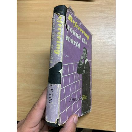 1954 1ST EDITION "REFEREEING AROUND THE WORLD" ARTHUR E ELLIS HARDBACK BOOK (P4)