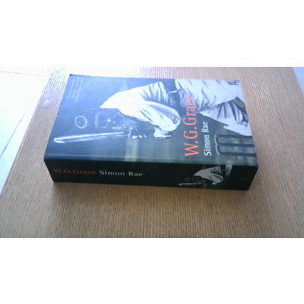 W.G. Grace. Simon Rae (First Edition Paperback) Faber & Faber (1999)