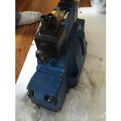 REXROTH 4we6j62/ew110n9k4/b08 R900908786,R978916416 HYDRAULIC Direction VALVE,Ch