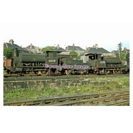 pu2647 - Scotland - Engine Nos.68118 & 68102 at Bathgate Shed - print 6x4