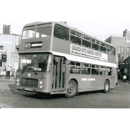 Black & White Photograph of United Counties Omnibus Co. Ltd. - VVV 955W