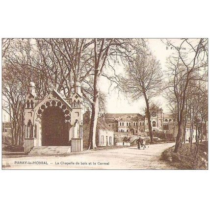 71 - Paray-le-Monial - chapelle de bois et le carmel