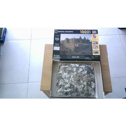 NATIONAL GEOGRAPHIC: DJENNE, MALI Jigsaw Puzzle (1000 Piece) MB Puzzles (2004)