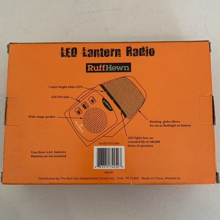 LED Lantern Radio AM/FM W Flashlight Chrome Plated AAA Batteries Brand New Black