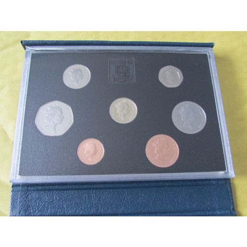 1984 QUEEN ELIZABETH II ROYAL MINT PROOF SET BLUE CASE. I