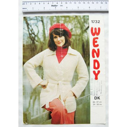 Vintage: Wendy 1732 lady's jacket, DK, 34-38 inch, 86-96 cm