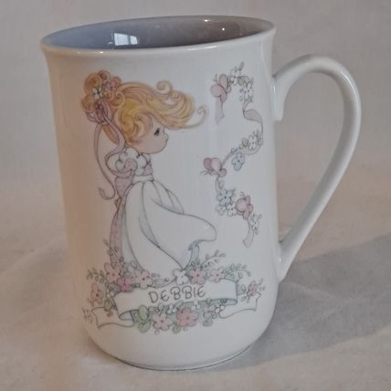 Vintage 1993 Enesco PRECIOUS MOMENTS DEBBIE COFFEE MUG Porcelain Tea Cup