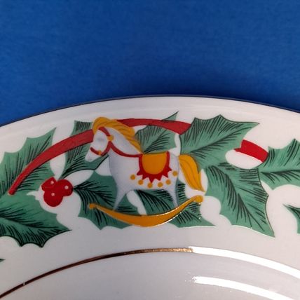 Lot 4 Royal Majestic CHRISTMAS EVE 7 1/2" Salad PLATES China Dessert Holly Horn