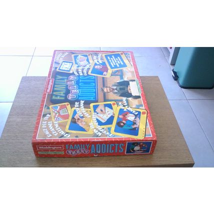 FAMILY TELLY ADDICTS Board Game. Waddingtons (Vintage 1992) Complete.