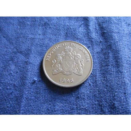 1998 GAMBIA 50 BUTUTS COIN.