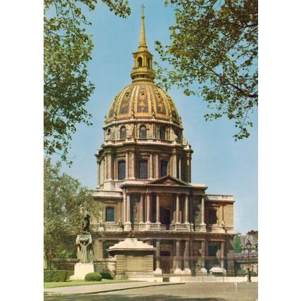 Postcard Saint-Louis-des-Invalides church, Paris. Unposted