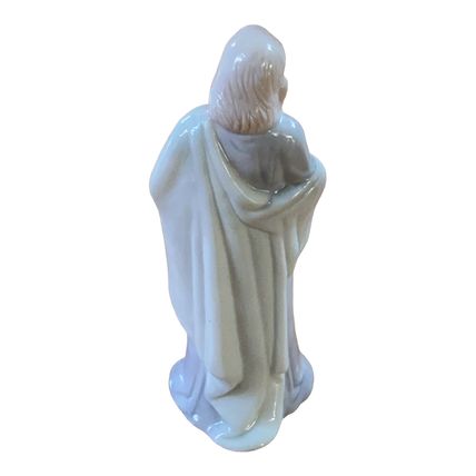 10 Piece Porcelain Nativity Beautifully Handpainted Underglazed Finish Pre-owned