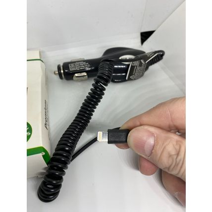 Car charger for iPhone and iPad premium 1000mA New in box Iphone charging