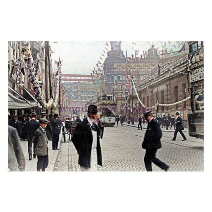 ptc2595 - Lancs - Liverpool Parcels Office down Decorated Street - print 6x4