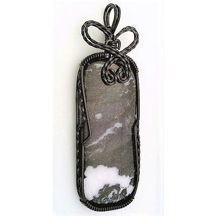 Medicine Bow Agate Black Copper Wire Wrap Gemstone Pendant 6