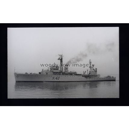 na9750 - Royal Navy Warship - HMS Fleetwood F47 - photograph