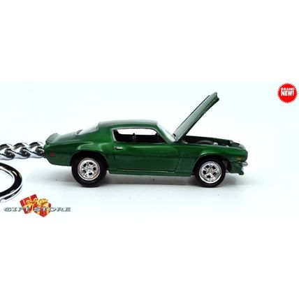 KEYCHAIN GREEN 1970½ (1970 ↔️ 1981)