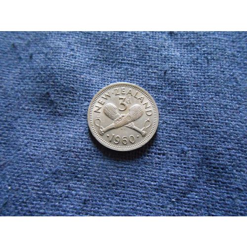 1960 NEW ZEALAND THREEPENCE COIN.