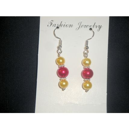Clotted cream & bright crimson small light dang earrings