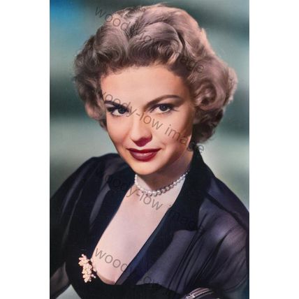 bc0042 - Film Actress - Kathleen Hughes - print 6"x4"