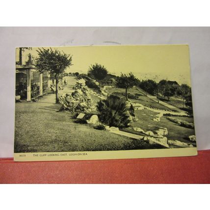 THE CLIFF LOOKING EAST, LEIGH-ON-SEA, ESSEX unused vintage postcard H. Barton #