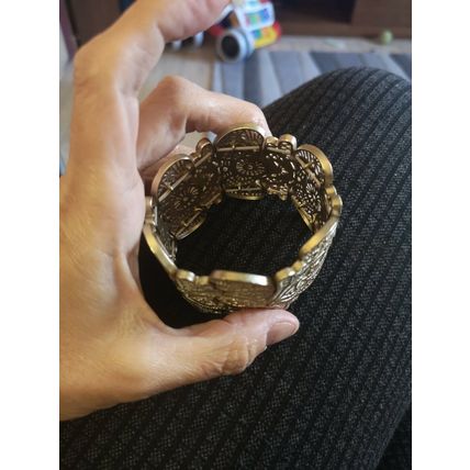 Metal Bracelet On Elastic