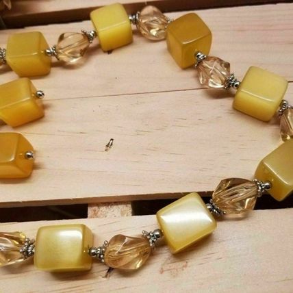 Vintage Yellow Moonglow Cube Necklace Set