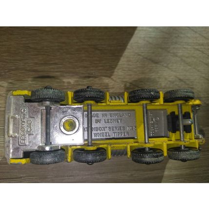 Matchbox - No51 8-Wheeler Truck and Original Box