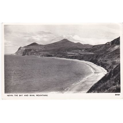 Standard size RP postcard of Nevin Bay Caernarfonshire