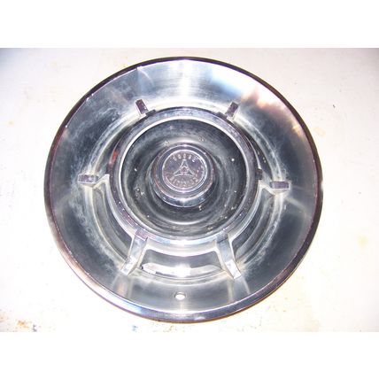 1967 DODGE CHARGER 14" HUBCAP OEM