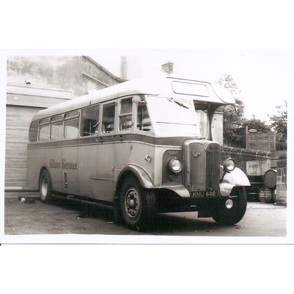 Black & White Photogtaph of Silver Service of Darley Dale - KNU 446