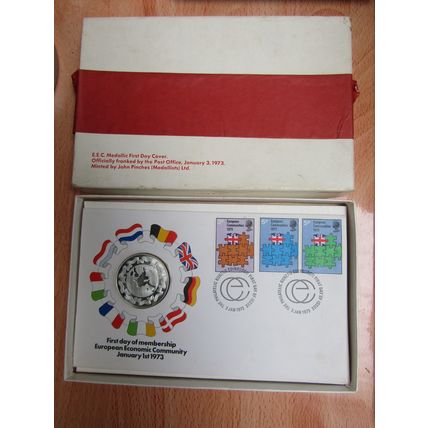 1973 FIRST DAY OF MEMBERSHIP FOR THE EEC SILVER PROOF JOHN PINCHES 1oz MEDAL FDC