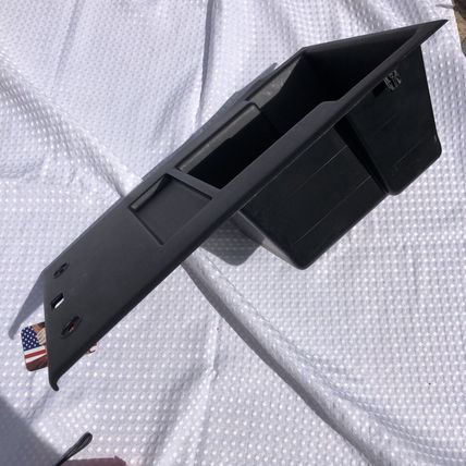 2009-2014 Ford F150 Middle Seat Storage Compartment Trim 9L3Z-18115A00-JA