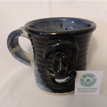 HANDCRAFTED GLAZED STONEWARE FACE MUG BLUES & WHITE SIGNED RT