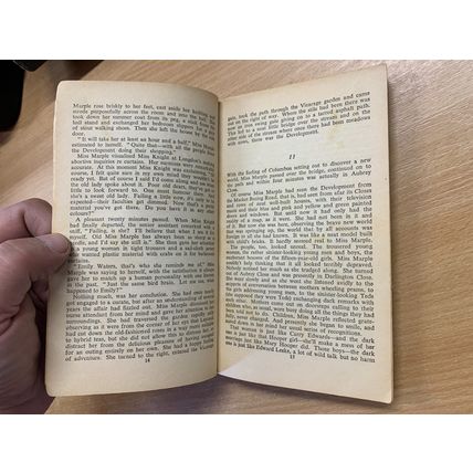 1970 AGATHA CHRISTIE "THE MIRROR CRACK'D FROM SIDE TO SIDE" FICTION PB BOOK (P2)