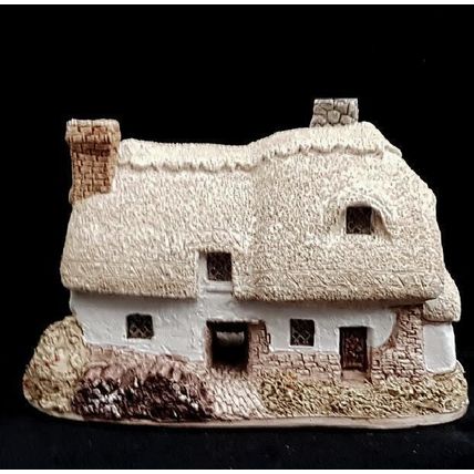 Lilliput Lane Ostlers Keep Thatched Cottage Collectable Vintage Ornament